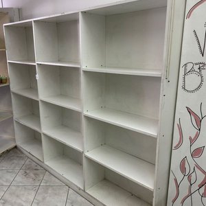 Estantería Blanca con Reparticiones - imagen 3