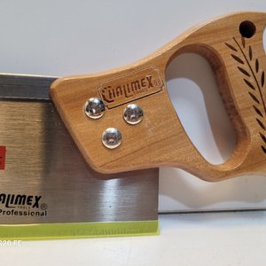 Set de Jardinería: Serrucho, Tijera de Poda y Guantes - imagen 4