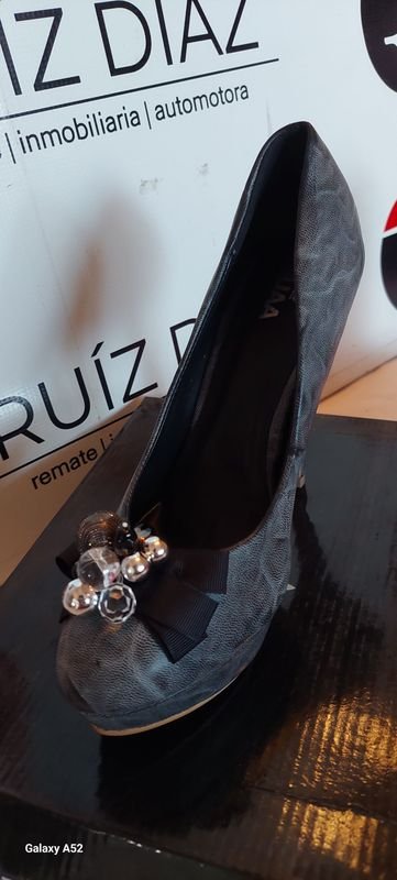 Zapatos de tacón alto de cuero - imagen 4