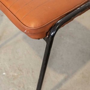 Par de Banquetas Tapizadas en Cuerina Marrón - imagen 2