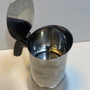 Set de Cafetera Italiana y Accesorios de Acero Inoxidable y Vidrio - imagen 3