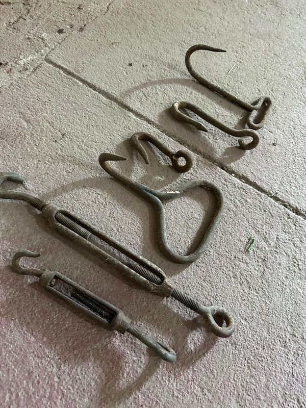 Ganchos Carniceros y Tensores de Metal - imagen 1