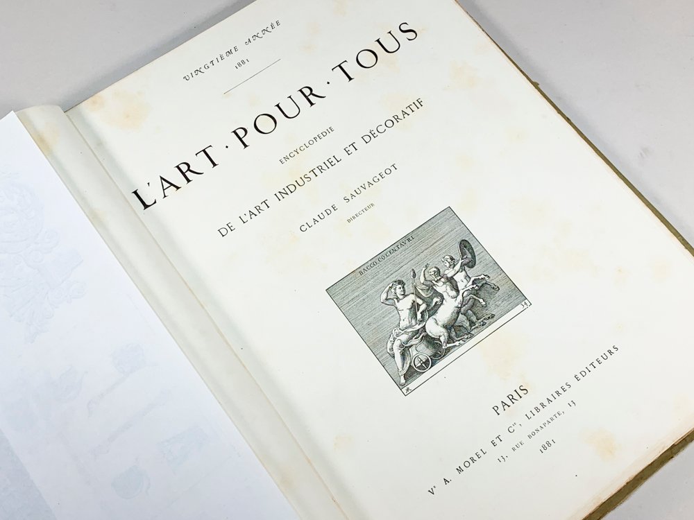 Libro de arte "Art Pour Tous" (1881) con objetos decorativos en blancos y negros - imagen 2