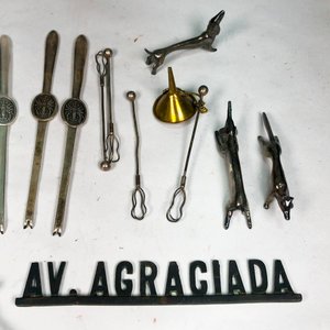 Lote de Posacubiertos, Llaves y Cartel Decorativo - imagen 4
