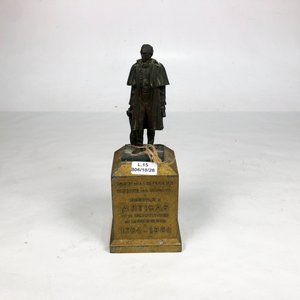 Alcancía Figura Artigas Bicentenario Banco República Oriental Uruguay - imagen 2