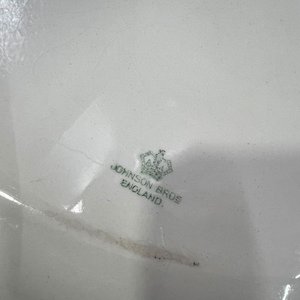 Sopera Johnson Bros England con Fuente Oval Decorada - imagen 5