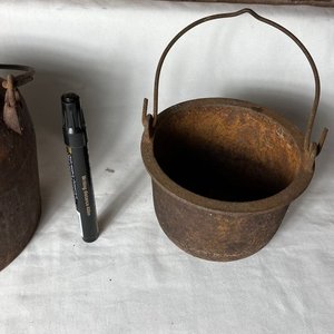 Antiguo Colero de Hierro con Asa - imagen 8
