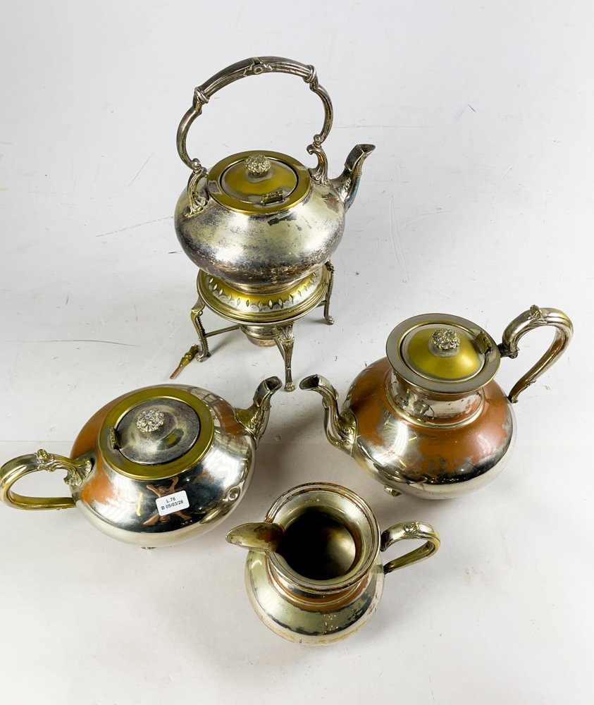 Cuatro piezas de metal para servir té o café - imagen 2