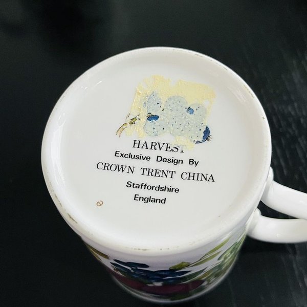 Tazas en porcelana inglesa selladas motivos florales - imagen 2