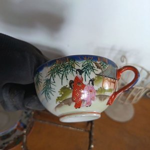 Lote de Adornos Varios: Tazas, Platillos Orientales y Figuras Decorativas - imagen 18