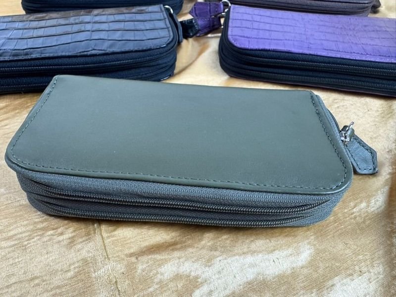 Item 829235 - Image 1