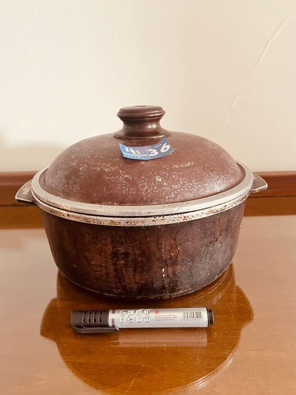 Olla Essen con Tapa, 25 cm Diámetro