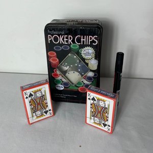 Lote siguiente: Set de Poker Profesional con Fichas y Cartas en Lata