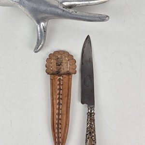Lote siguiente: Cuchillo Criollo con Vaina y Mango de Platería Criolla