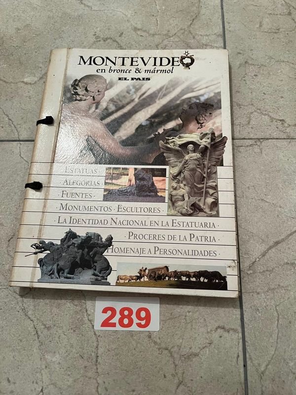 Libro Montevideo en Bronce y Mármol por Miguel Álvarez Montero