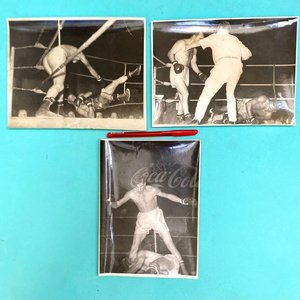 Lote siguiente: 3 Antiguas Fotos de Boxeo en Blanco y Negro, Gran Tamaño