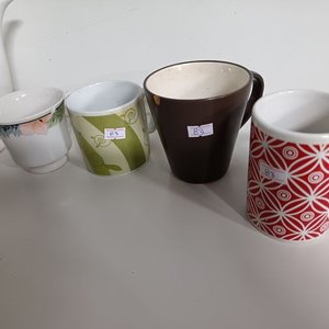 Juego de Loza Blanca con Diseños Florales y Geométricos - imagen 2