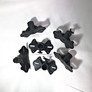 Seis Soportes para Parlantes Negros - imagen 1