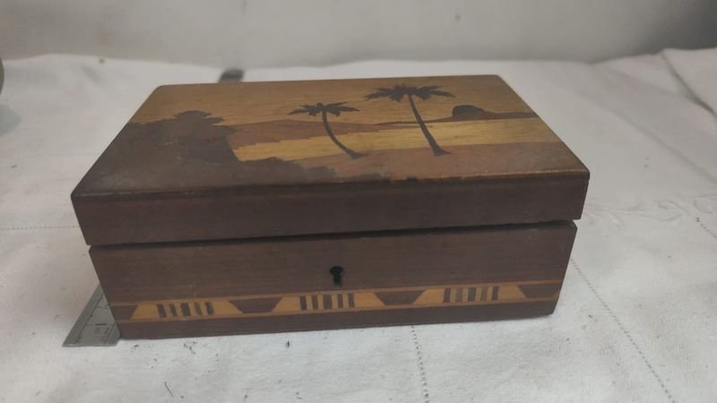 Item 866896 - Image 0