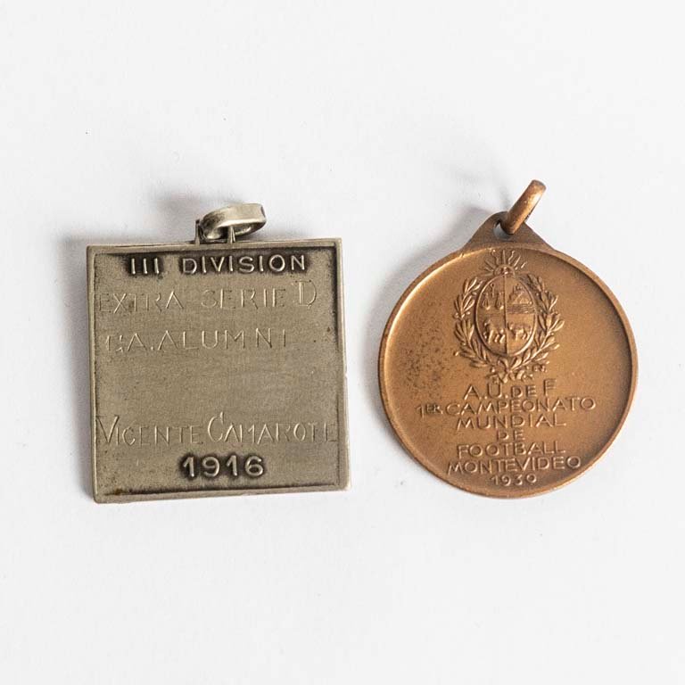 Medallas de la AUF: Mundial 1930 y III División Extra - imagen 2
