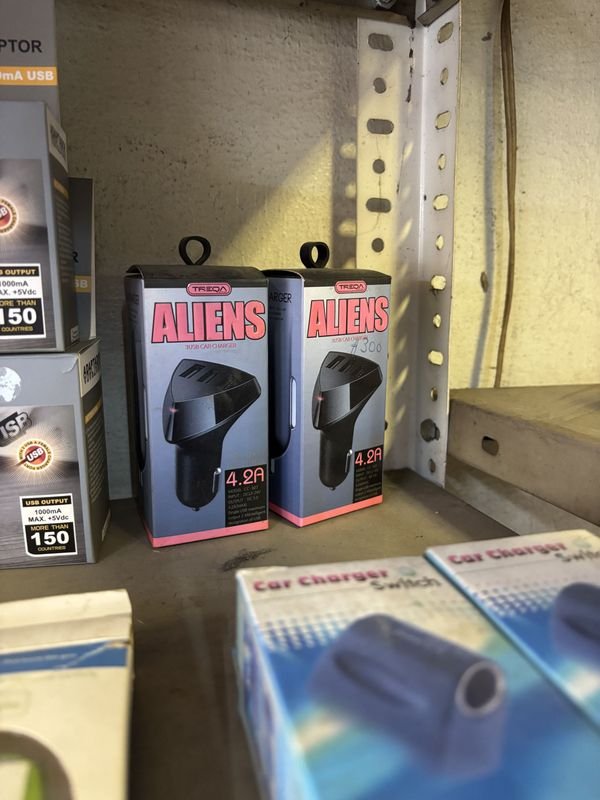 Cargadores y adaptadores de auto para electrónicos - imagen 3