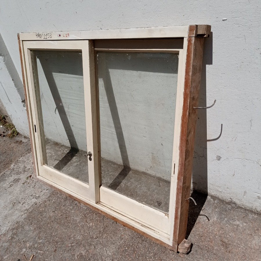 Item 16697 - Image 2