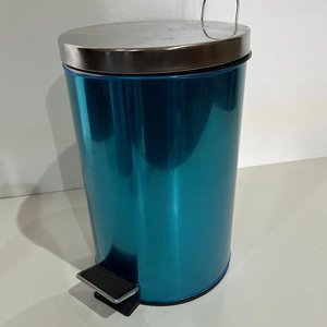 Papelera Metálica Azul con Pedal y Tapa, 20 Litros, 45cm Alto - imagen 1