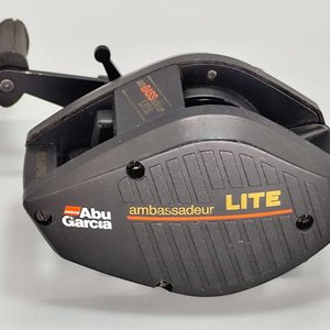 Reel Rotativo Abu Garcia Ambassadeur Lite Graphite - Made in Sweden - imagen 8