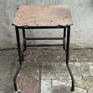 Lote anterior: Estructura Metálica para Mesa de Taller con Tapa de Hierro