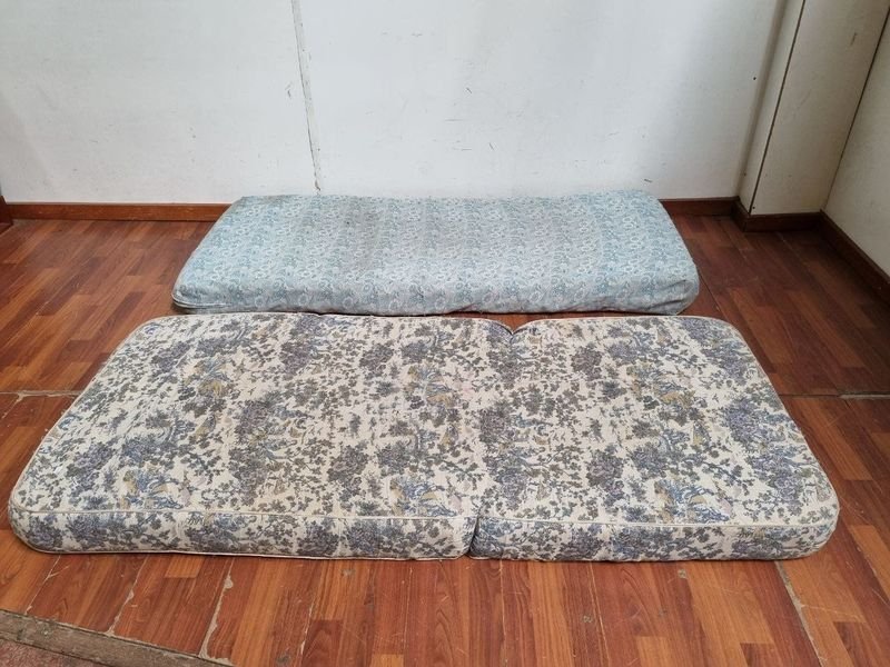 Juego de 2 Colchones de 1 Plaza con Diseños Estampados