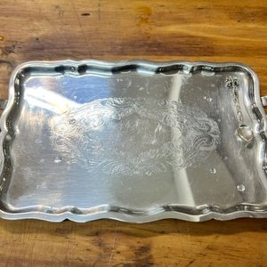 Juego de Café Antiguo de Metal Plateado con Bandeja y Grabados - imagen 5