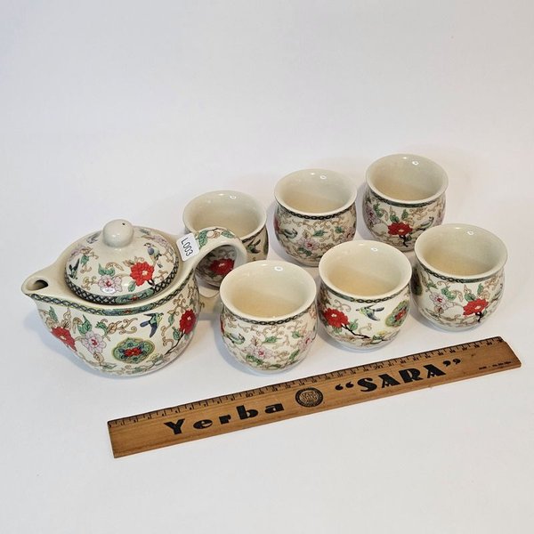 Juego de té hermoso con diseño floral - imagen 1