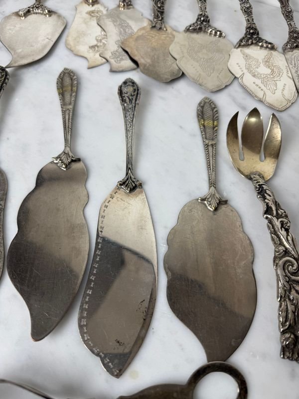 Lotes de cubiertos labrados de plata para postre - imagen 4