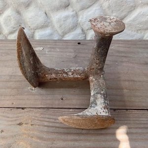 Pie de Zapatero Antiguo de Hierro Fundido - imagen 7