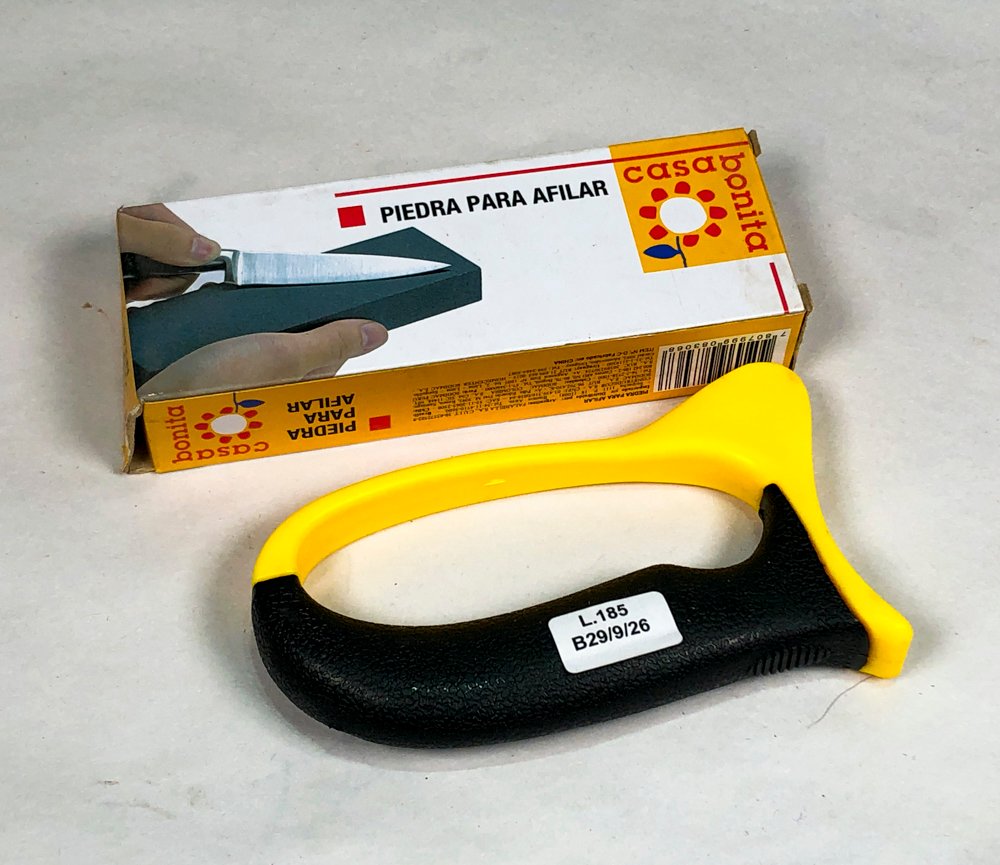 Piedra de Afilar en Caja y Afilador de Mango