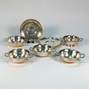 Lote anterior: Juego de 5 Tazas de Consomé de Metal con Platillos