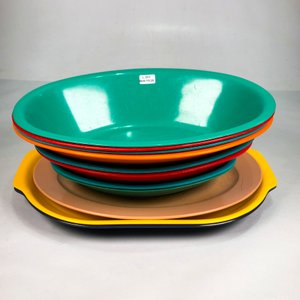 Juego de Fuentes y Bandejas Ovaladas Multicolores en Melamina - imagen 3
