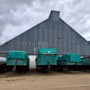 Lote de Acoplados y Semirremolques Cubiertos - imagen 1