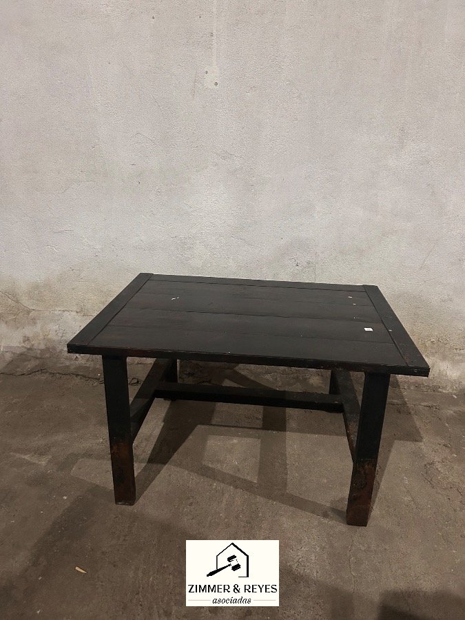 Mesa Ratona Antigua de Madera Oscura