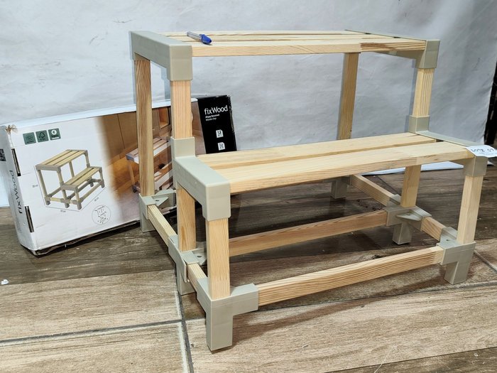 Escalera / Banco Dos Niveles Fixwood Nuevo con Caja