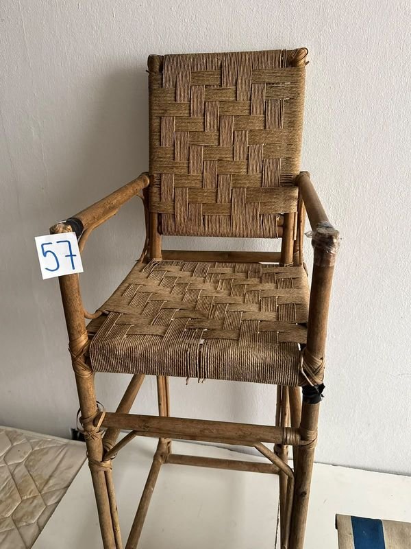 Sillón Alto de Mimbre Infantil con Dos Banquetas Plegables Rayadas