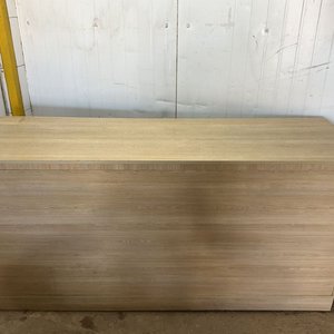 Lote siguiente: Mostrador Mueble Madera Clara con Estantes y Tapa Desmontable