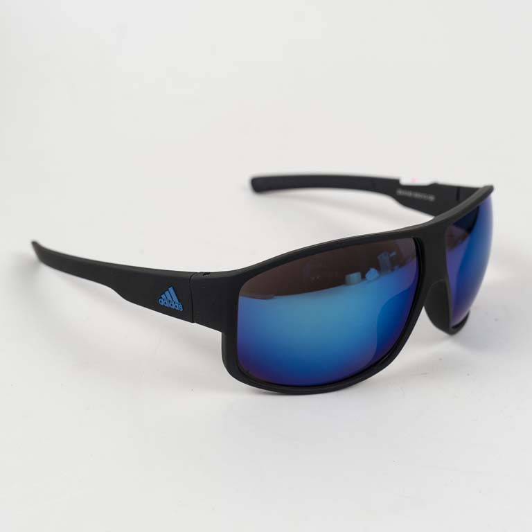 Lote siguiente: Par de lentes de sol de alta calidad