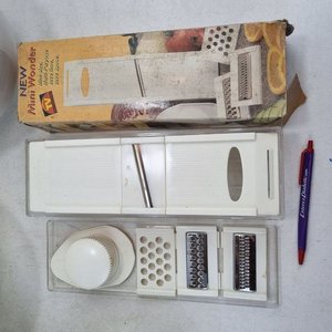 L 069 - 5 Piezas - Lote variado de artículos de cocina con bowls y ralladores, ideal para equipar tu hogar - imagen 6