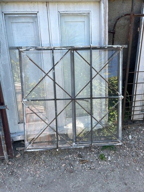 Item 27275 - Image 0