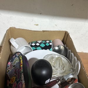 Lote siguiente: Lote Variado de Artículos para el Hogar y Cocina
