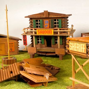 Maqueta "Pueblo del Viejo Oeste" a Escala de Madera - imagen 3