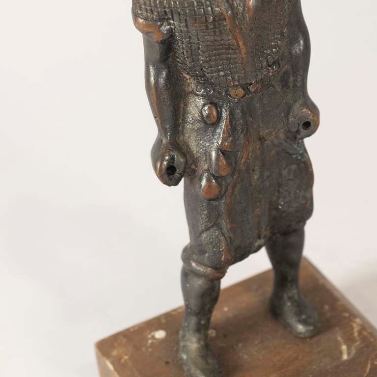 Figura bronce con base de madera, gaucho - imagen 2