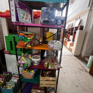 Lote siguiente: Estantería Metálica Tipo Prontometal con Diversos Artículos