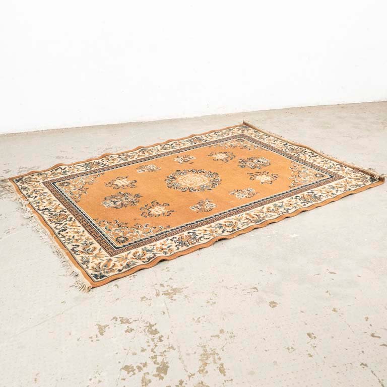 Lote anterior: Alfombra acrílica con diseño colorido y fácil de limpiar